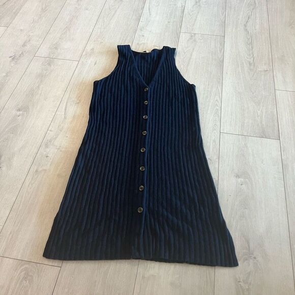 Madewell Dresses & Skirts - Madewell Button Front V Neck Sweater Dress XL